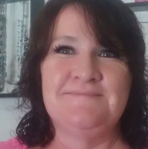 Meet your Posher, Chanel